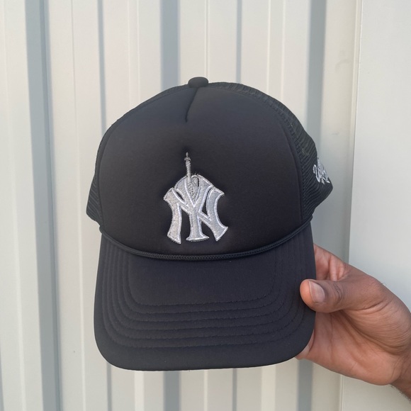 New York Yankees x lady Liberty 1995 World Series - Picture 2 of 3